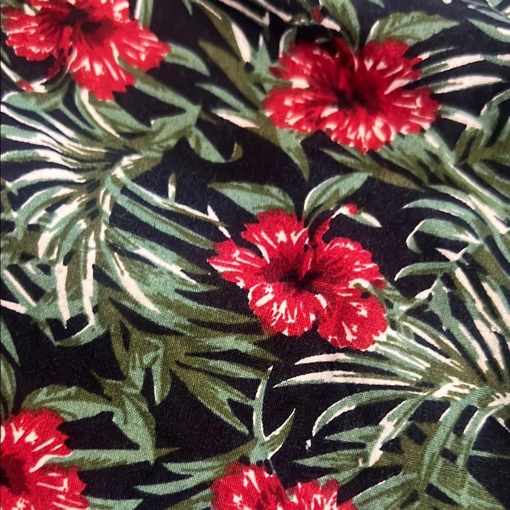 Croft + Flow Voyage Boys Hawaiian Shirt - Tropical Floral - Size 5 - Picture 5 of 8